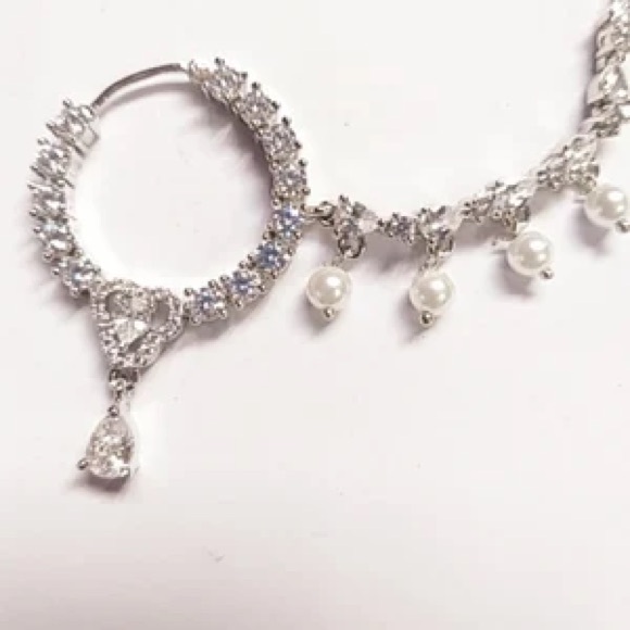 Indian Bridal Nose Ring from Etsy - Picture 1 of 2